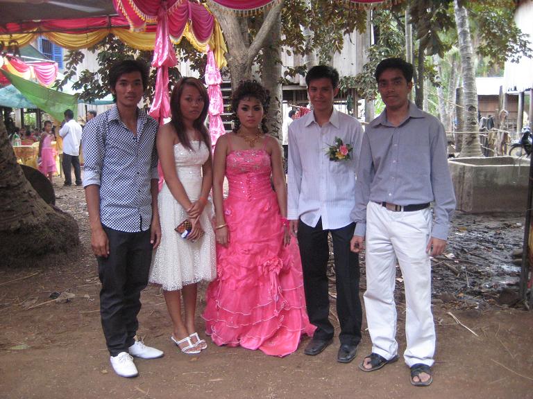 Posing with bride & groom and a couple of Kea's friends.